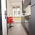1Br - Great Starting Point For Tourists - Mill 324